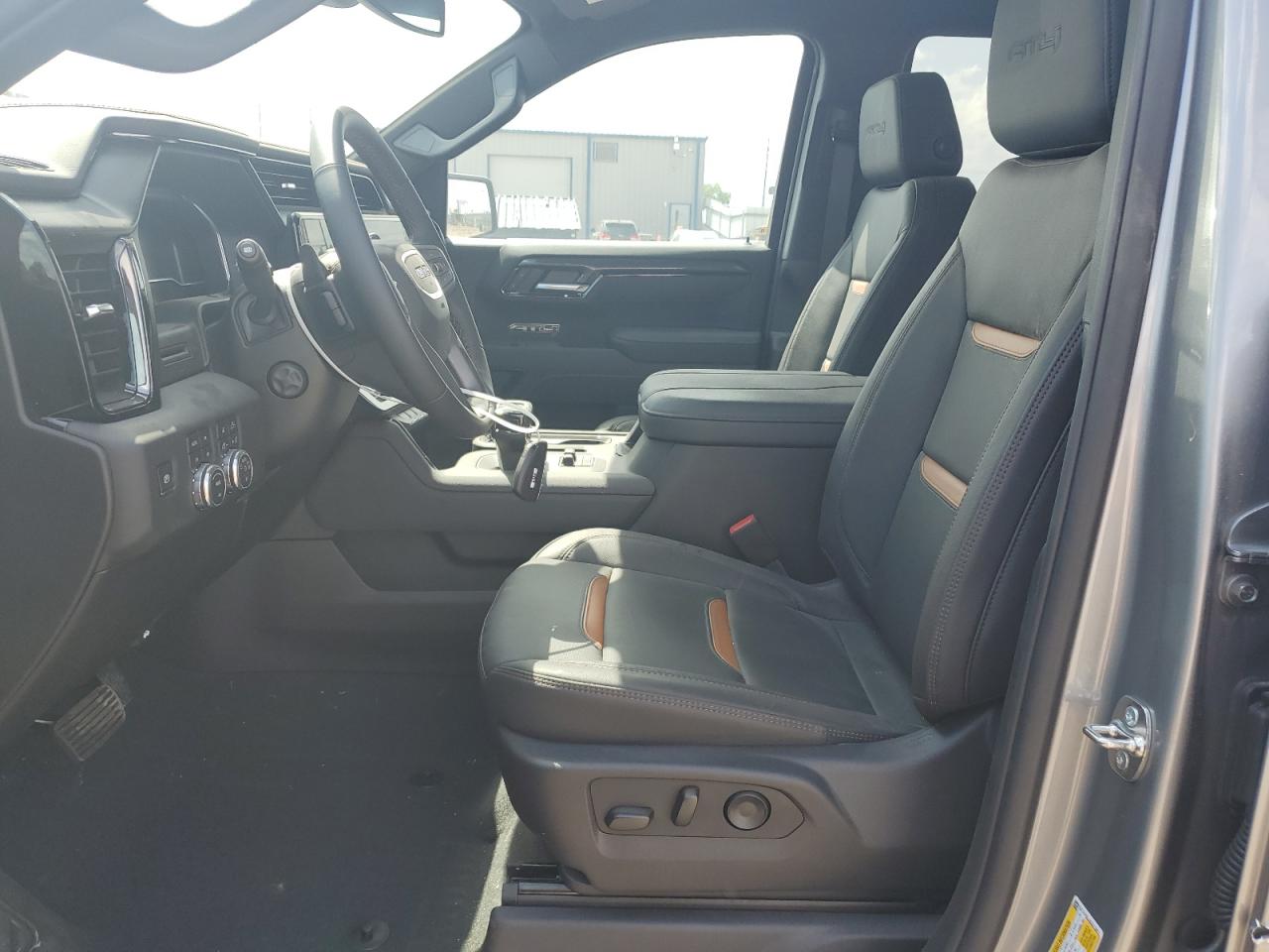 2025 GMC Sierra K1500 At4 VIN: 1GTUUEEL8SZ275877 Lot: 62586685