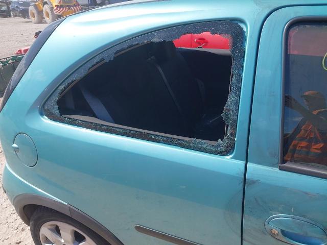 2004 VAUXHALL CORSA SXI