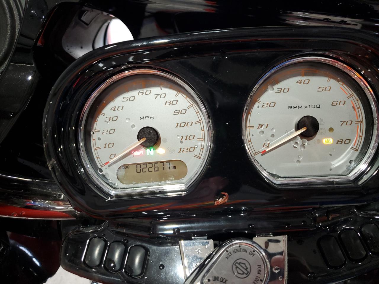 2017 Harley-Davidson Fltrxs Road Glide Special VIN: 1HD1KTC14HB603486 Lot: 64755325