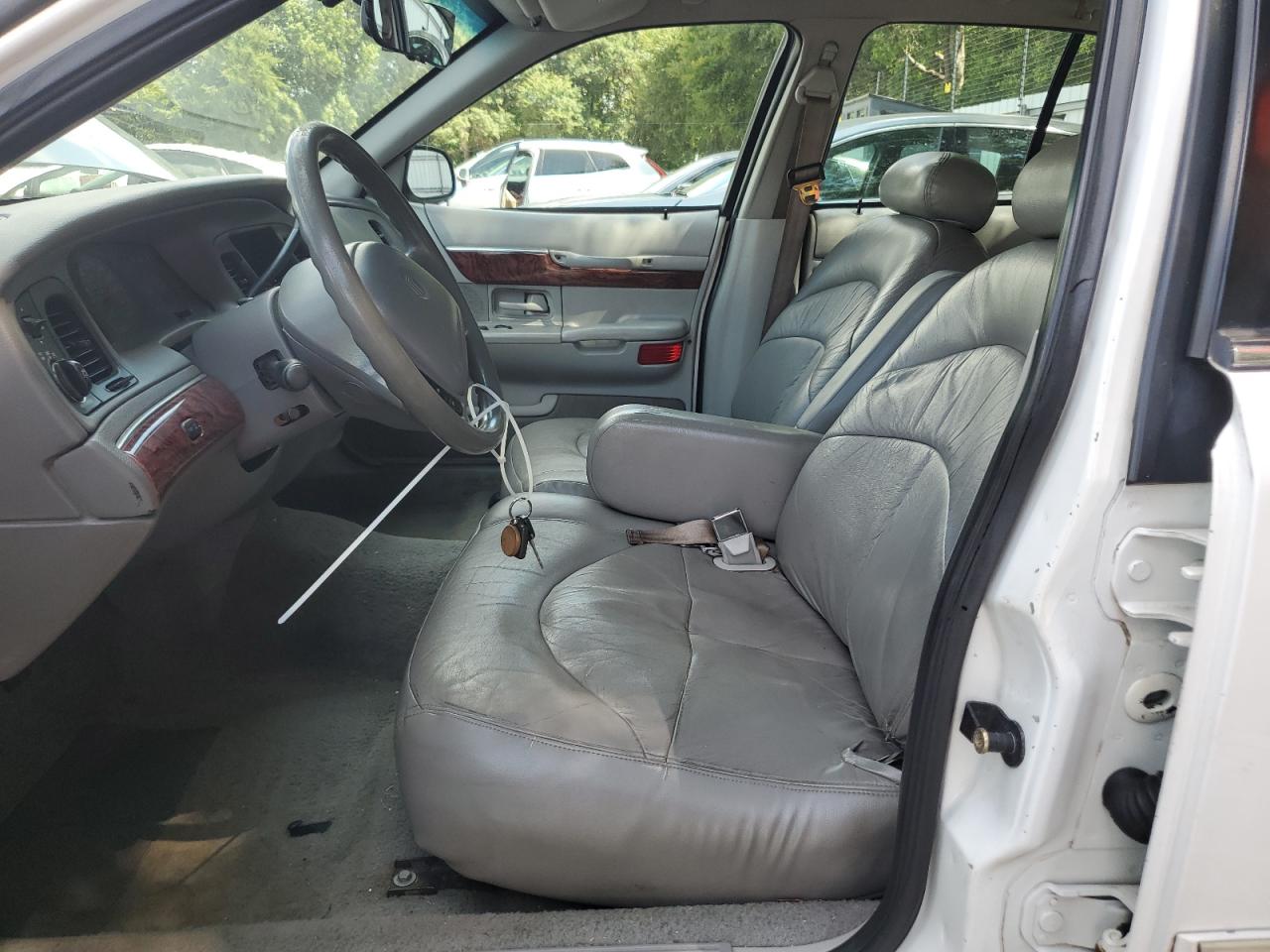 2000 Mercury Grand Marquis Gs VIN: 2MEFM74W1YX643474 Lot: 65283235