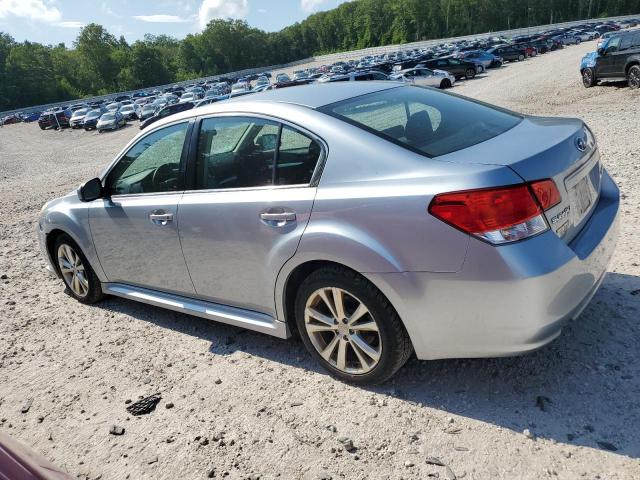 Sedans SUBARU LEGACY 2013 Srebrny