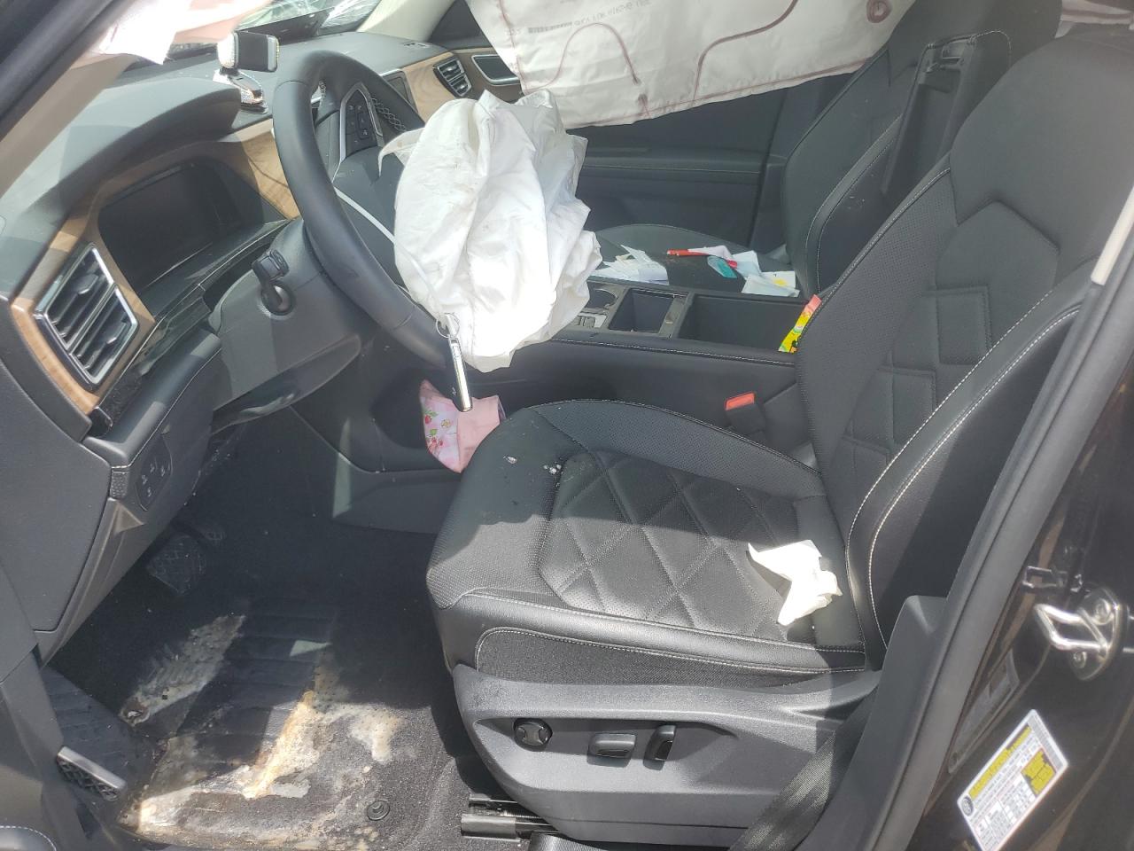1v2kr2ca4rc505368 1V2KR2CA4RC505368 2024 Volkswagen Atlas Se