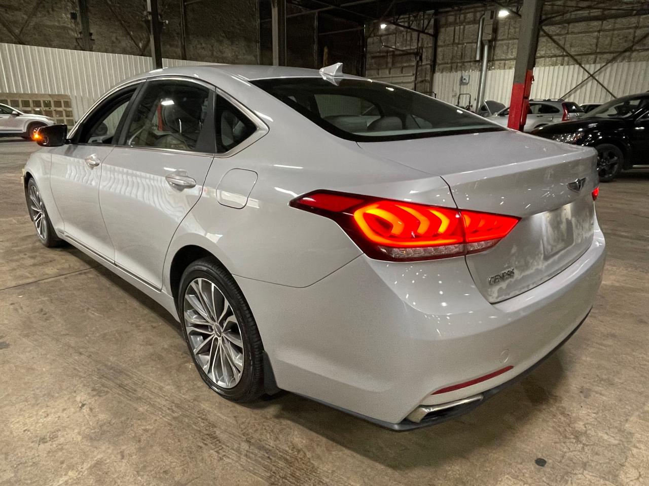 2015 Hyundai Genesis 3.8L VIN: KMHGN4JE3FU089318 Lot: 67470745