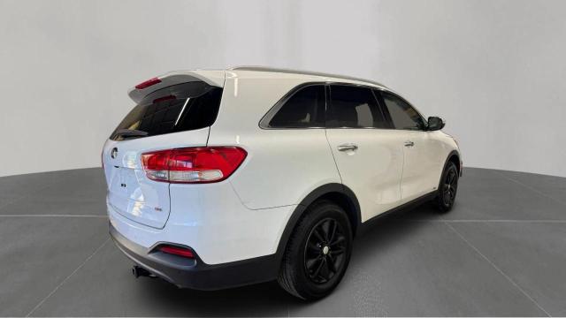 Parquets KIA SORENTO 2016 White