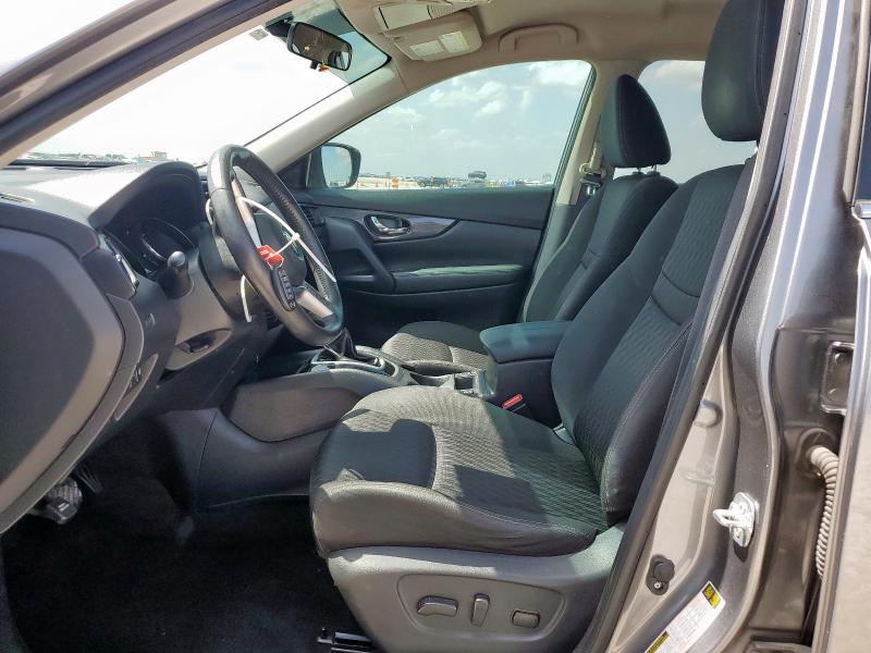  NISSAN ROGUE 2018 Srebrny