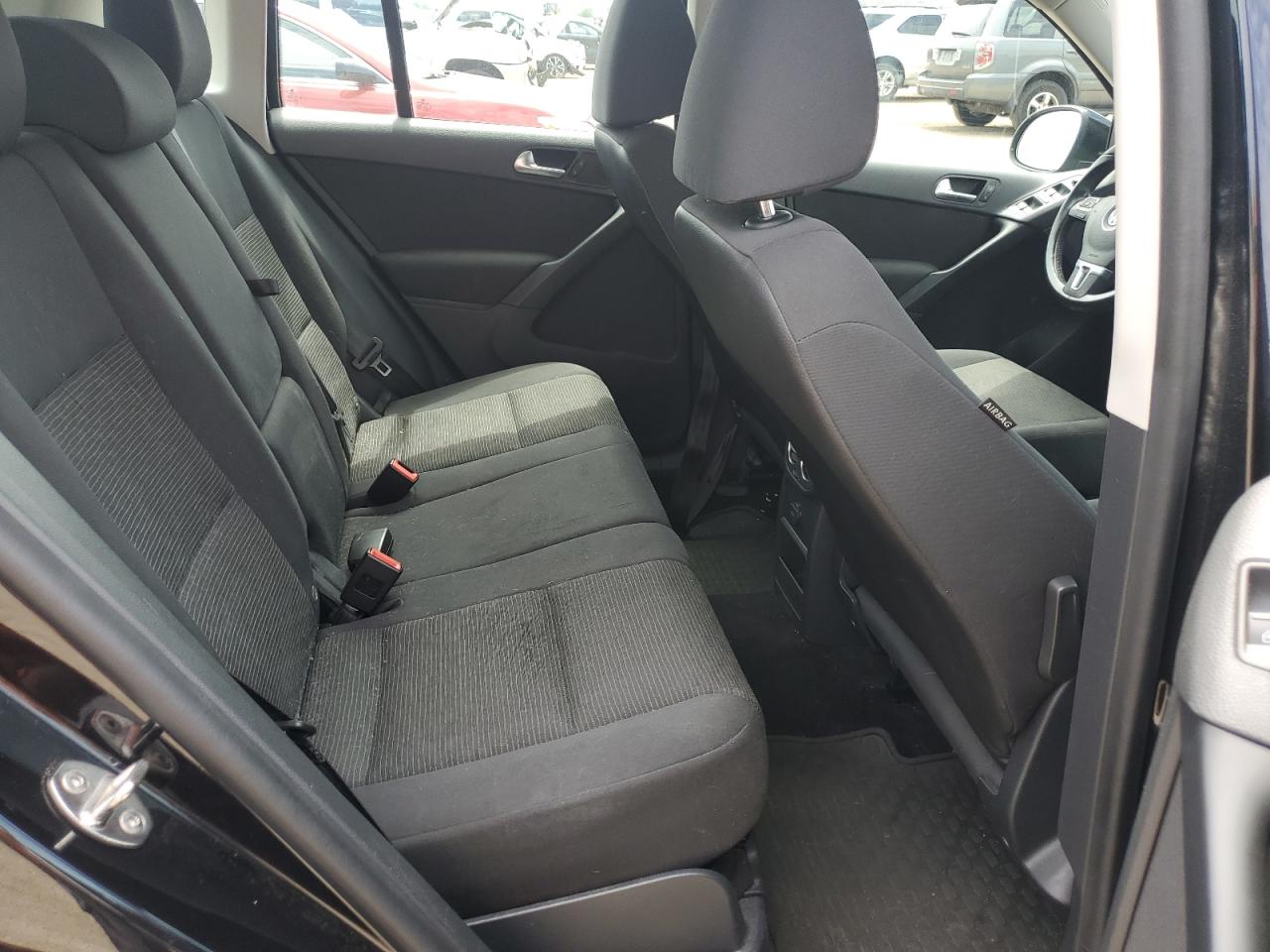 2017 Volkswagen Tiguan S VIN: WVGBV7AX1HK054319 Lot: 63867885