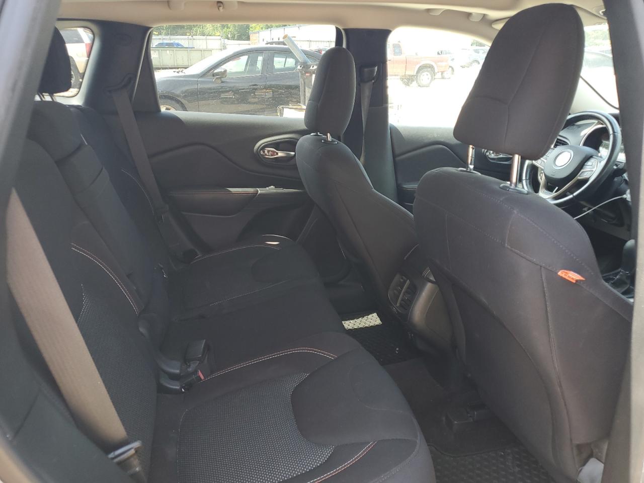 2017 Nissan Pathfinder S VIN: 5N1DR2MM6HC615612 Lot: 64879005