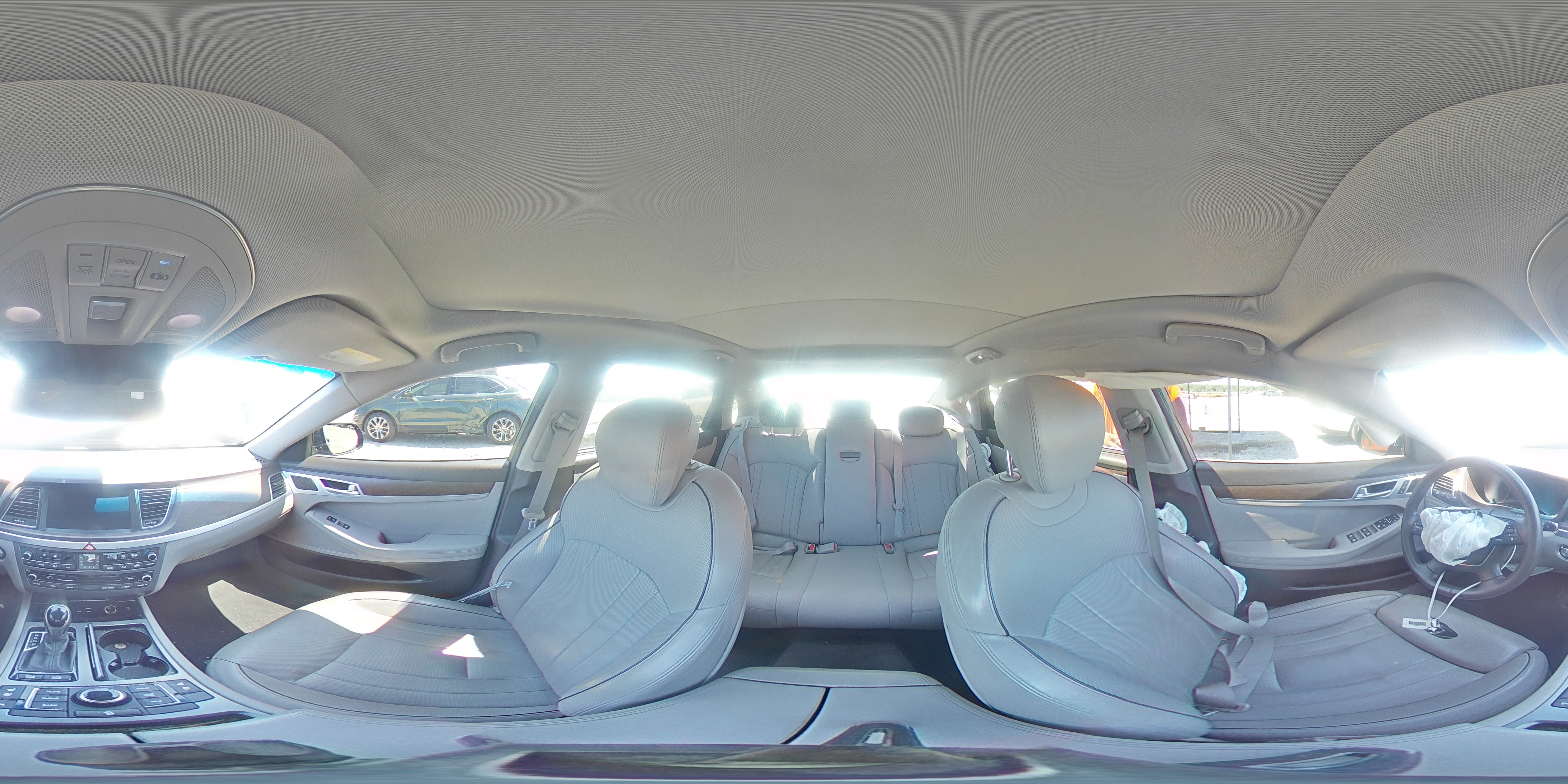 2015 Hyundai Genesis 3.8L VIN: KMHGN4JEXFU089784 Lot: 63202015