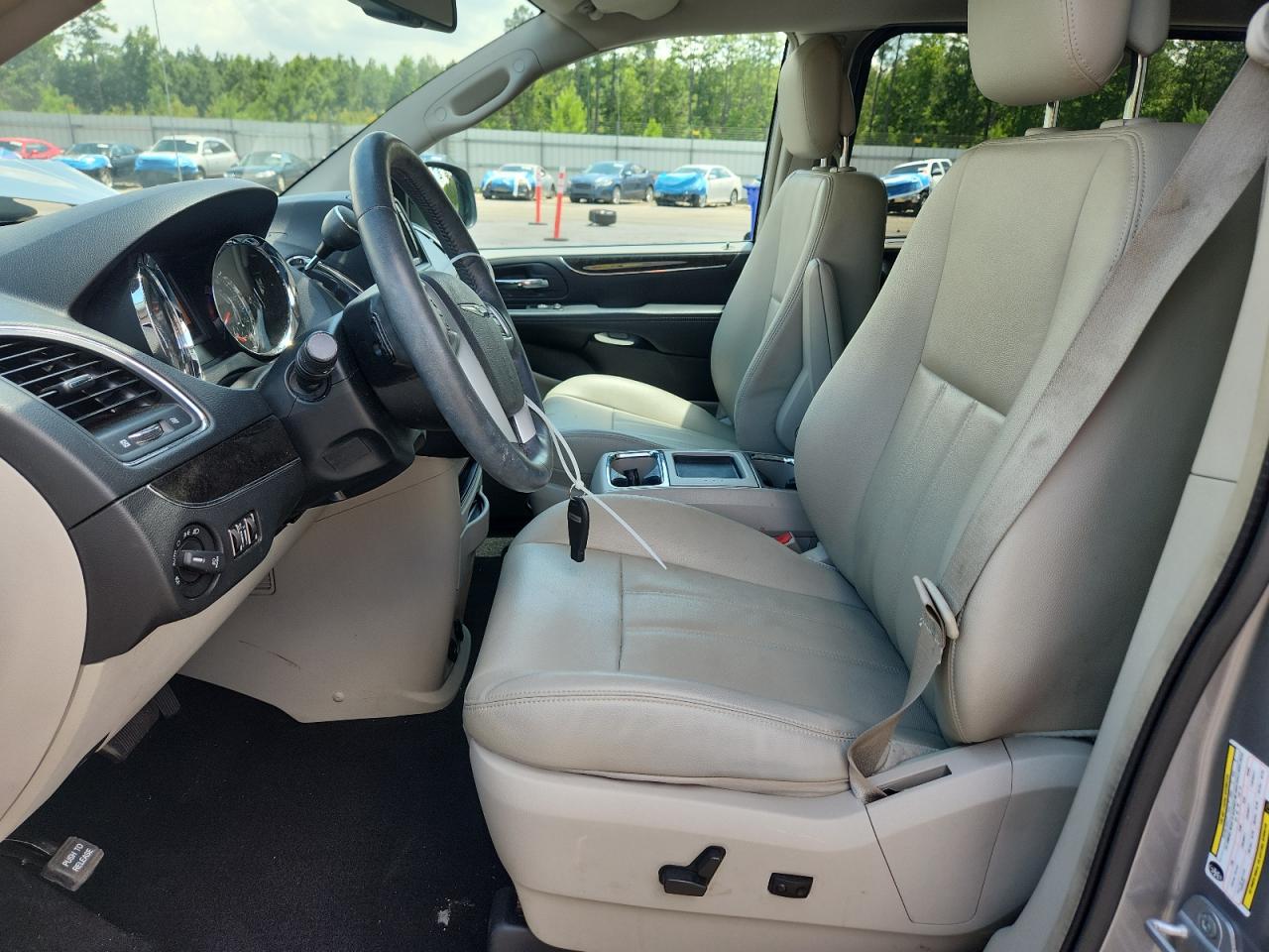 2013 Chrysler Town & Country Touring VIN: 2C4RC1BG6DR805365 Lot: 63481315