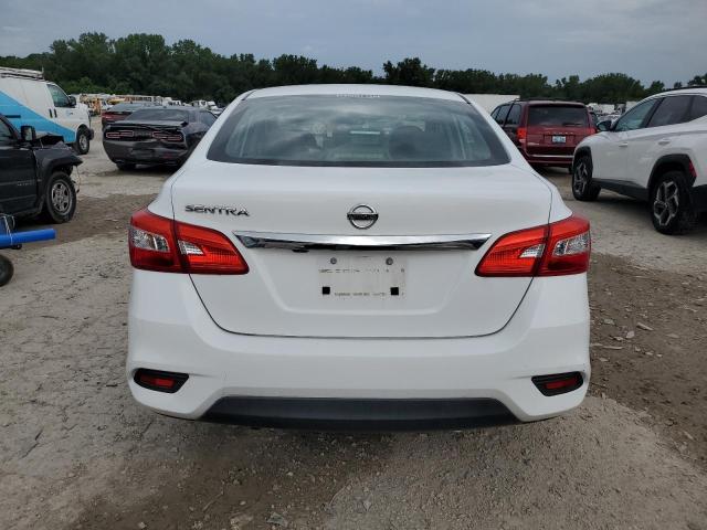  NISSAN SENTRA 2018 Белы