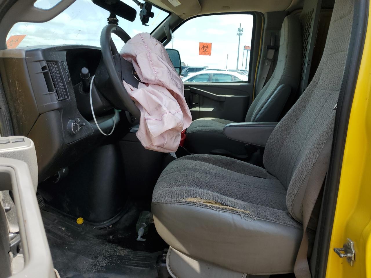 2020 Chevrolet Express G2500 VIN: 1GCWGAFP3L1252436 Lot: 63599435