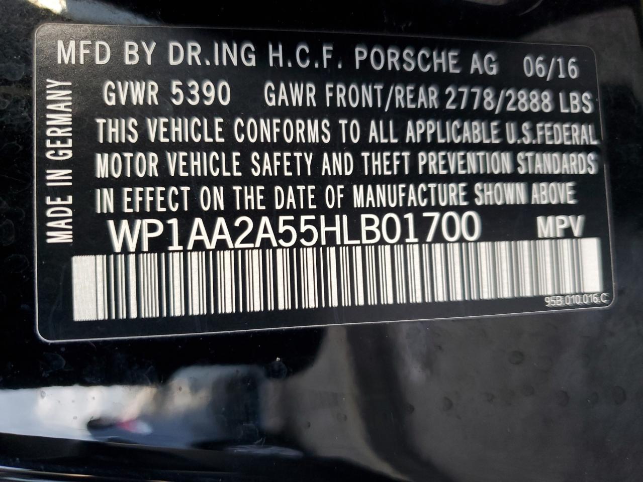 2017 Porsche Macan VIN: WP1AA2A55HLB01700 Lot: 64443845