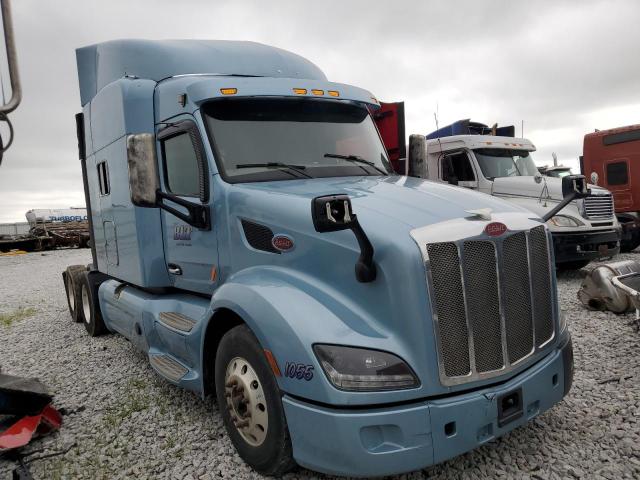 2016 Peterbilt 579 Semi Truck