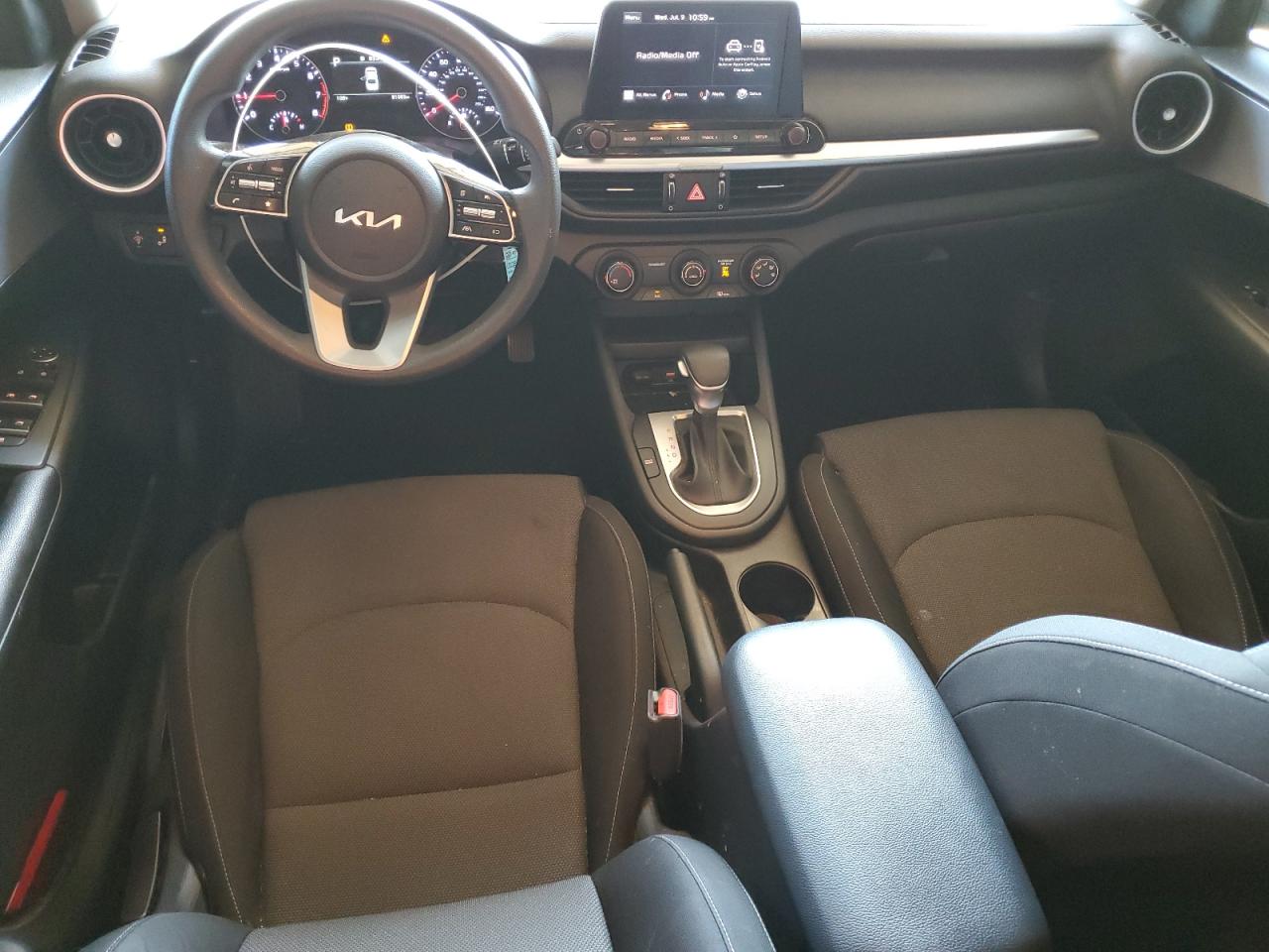 2022 Kia Forte Fe VIN: 3KPF24AD2NE417390 Lot: 63822905