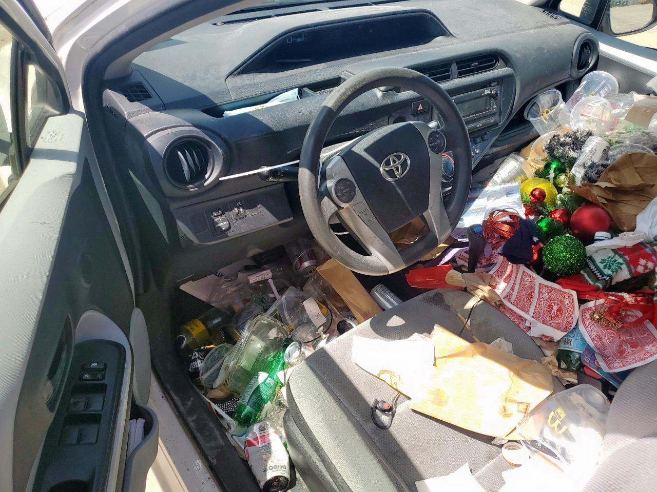 2014 Toyota Prius C VIN: JTDKDTB39E1074489 Lot: 65350065