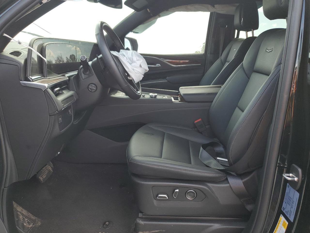 2024 Cadillac Escalade Luxury VIN: 1GYS3AKL5RR341281 Lot: 63940165