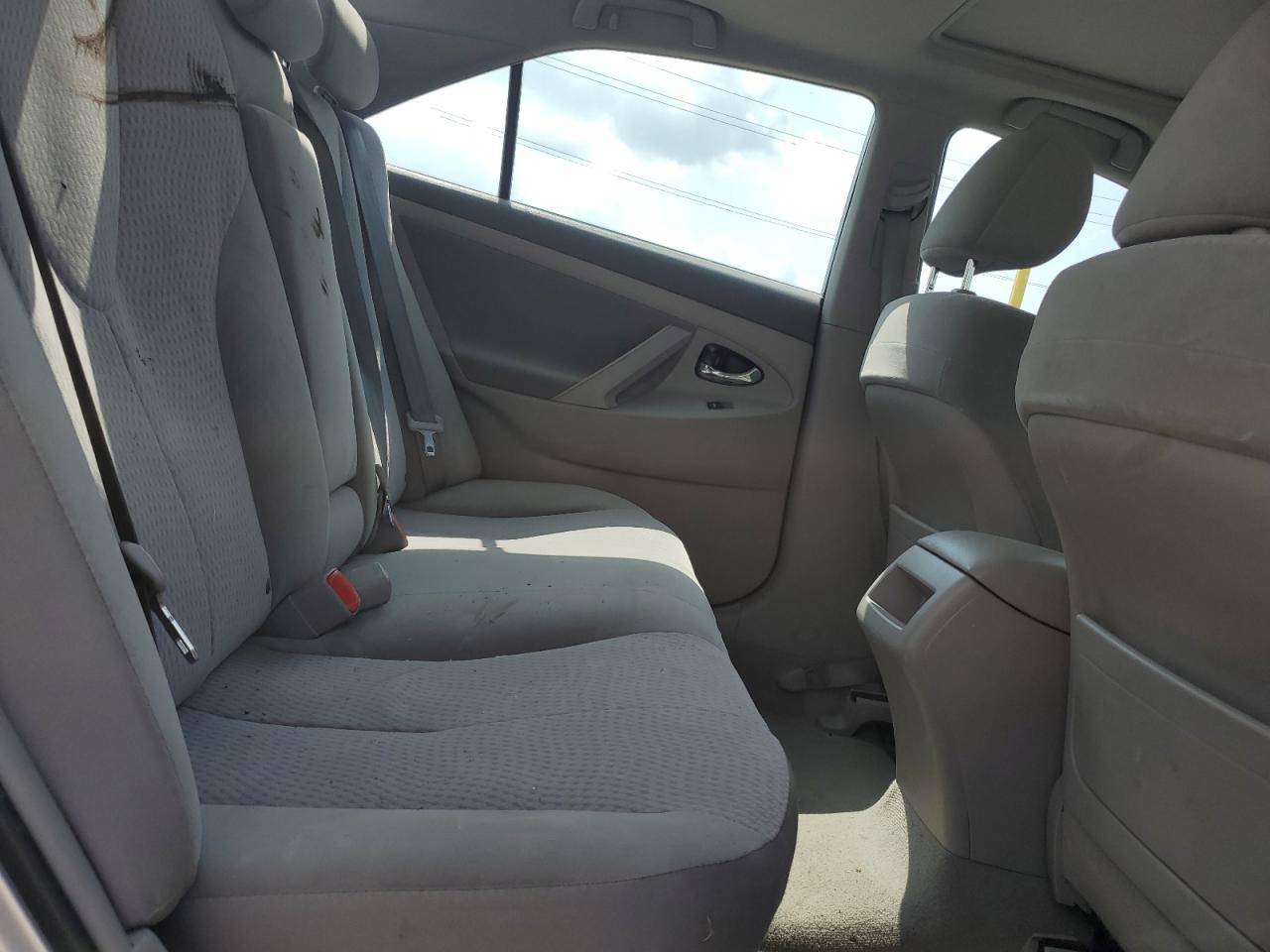 2011 Toyota Camry Base VIN: 4T4BF3EK3BR095203 Lot: 64437525