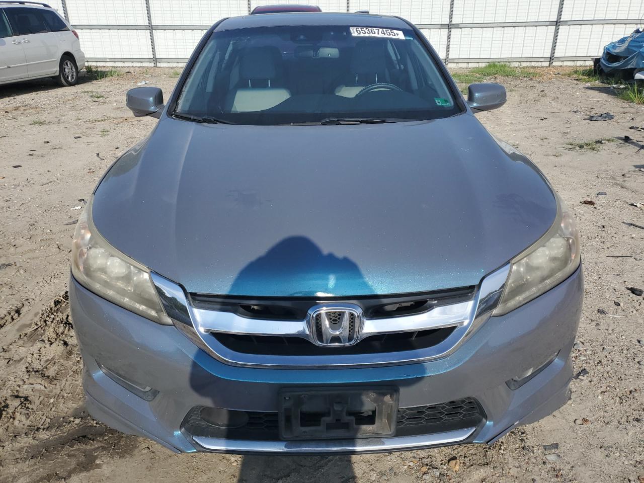 2013 Honda Accord Touring VIN: 1HGCR3F90DA033303 Lot: 65367455
