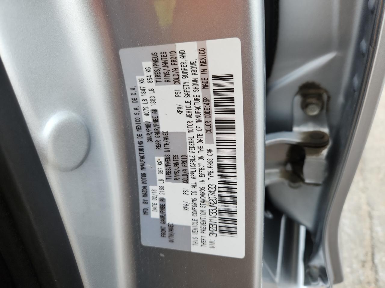 2018 Mazda 3 Touring VIN: 3MZBN1V33JM207433 Lot: 63932985