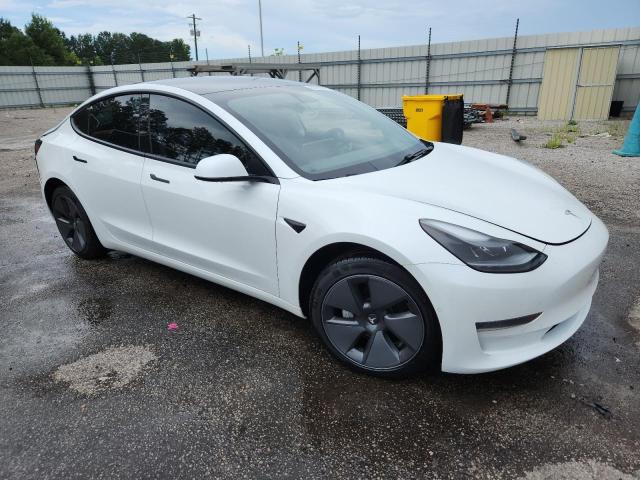  TESLA MODEL 3 2021 Biały