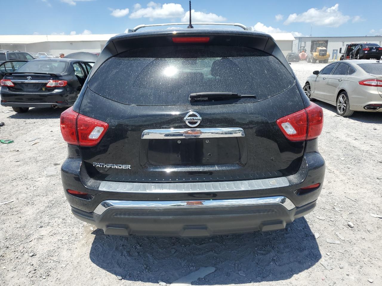 2018 Nissan Pathfinder S VIN: 5N1DR2MN9JC614517 Lot: 65183285