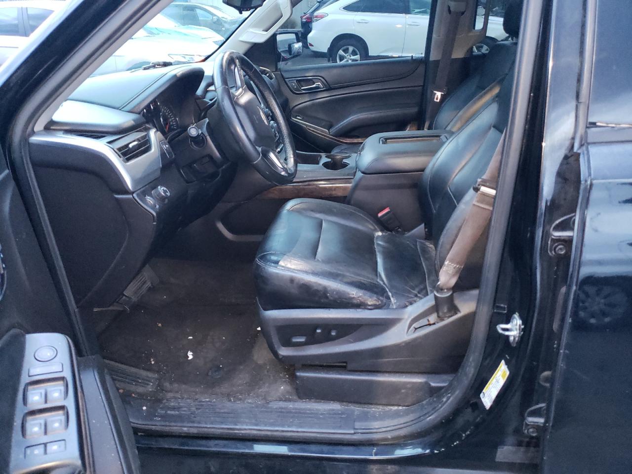 2015 Chevrolet Suburban C VIN: 198222 Lot: 65656415