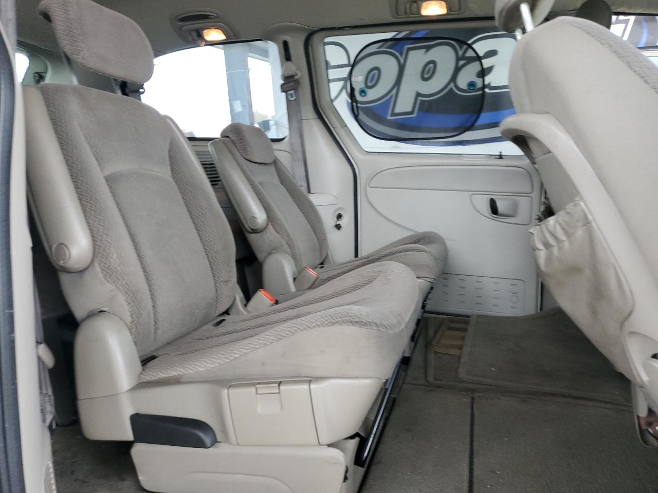 2005 Chrysler Town & Country Touring VIN: 2C4GP54L65R465732 Lot: 63010795
