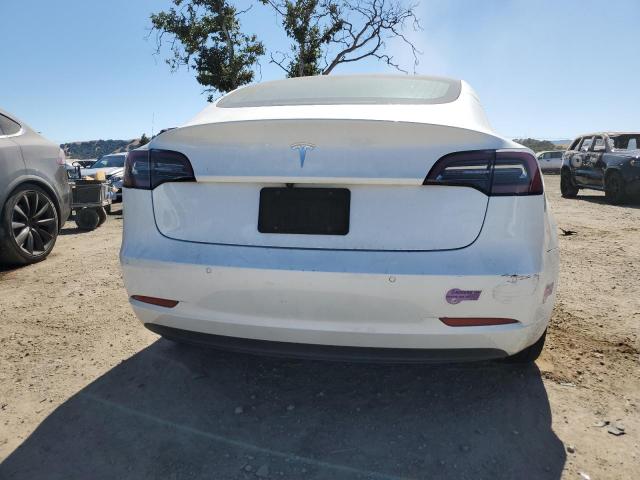  TESLA MODEL 3 2018 Белы