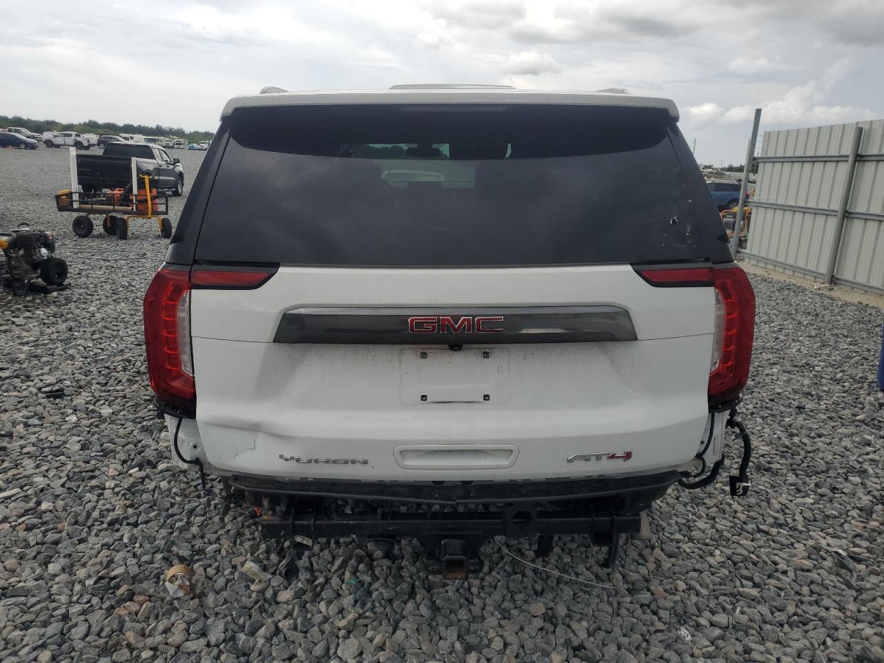 2021 GMC Yukon Xl K1500 At4 VIN: 1GKS2HKD7MR160769 Lot: 65559155