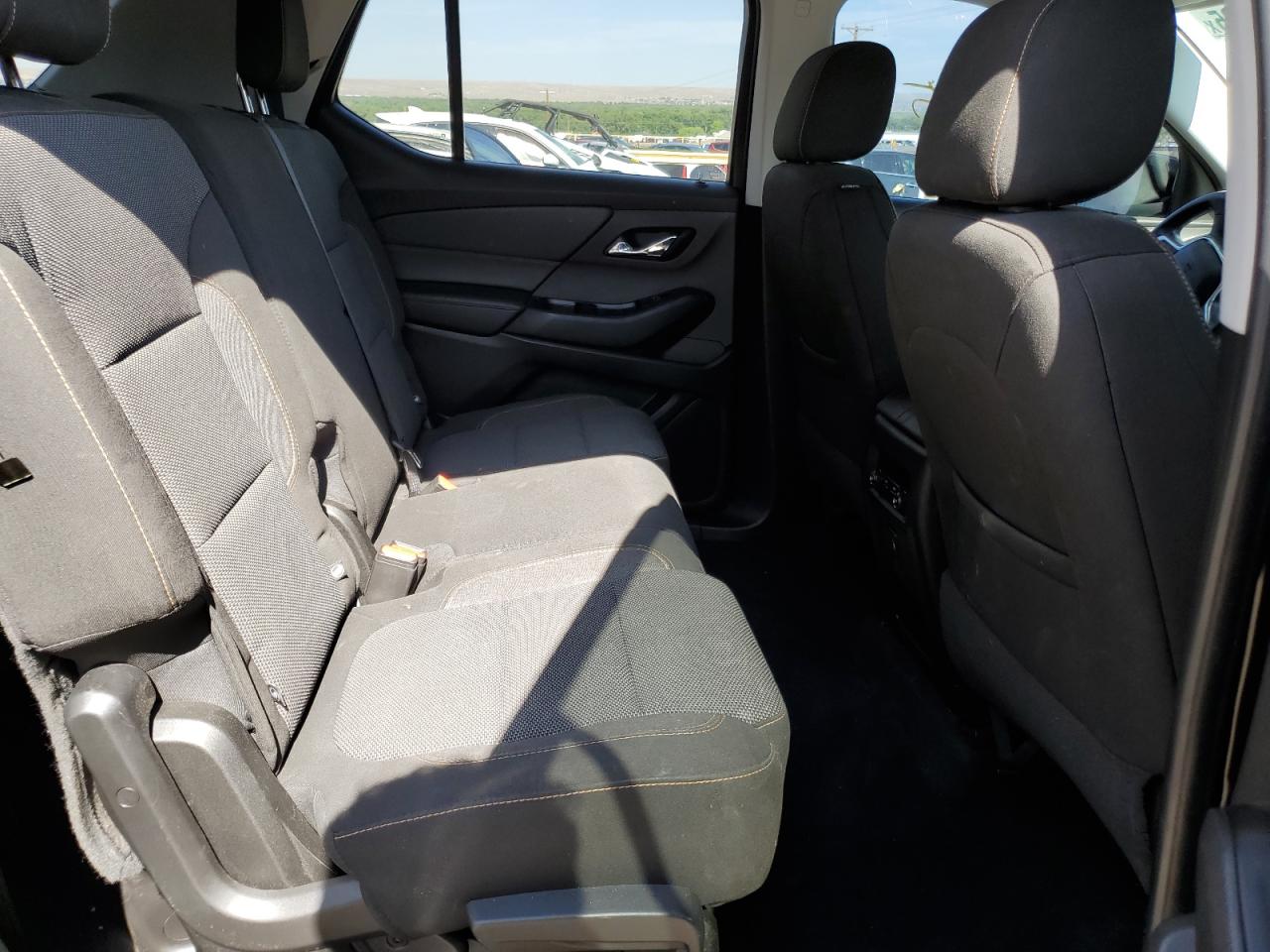 2018 Chevrolet Traverse Ls VIN: 1GNERFKWXJJ207644 Lot: 64623125