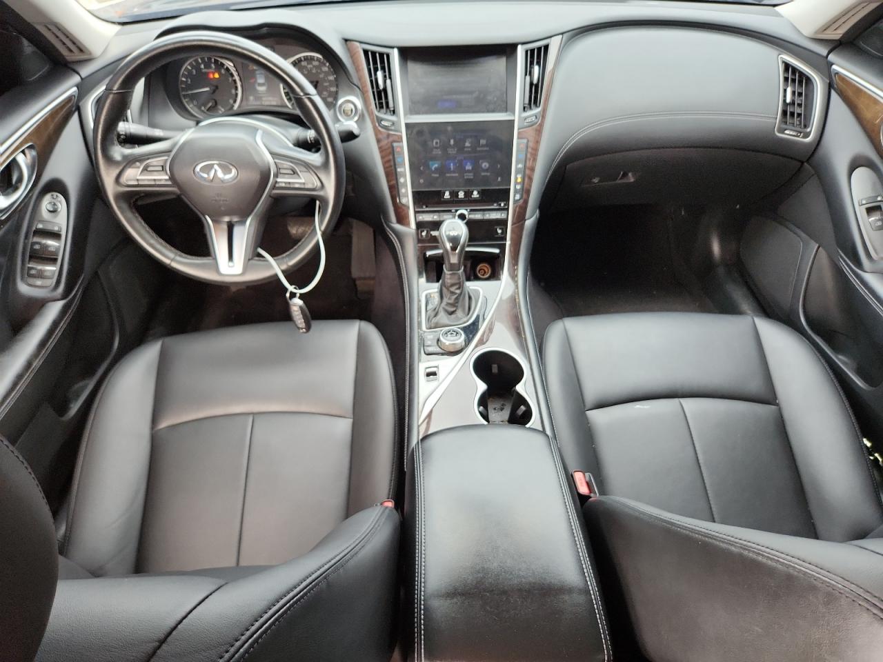 2019 Infiniti Q50 Luxe VIN: JN1EV7AR7KM551988 Lot: 63690895