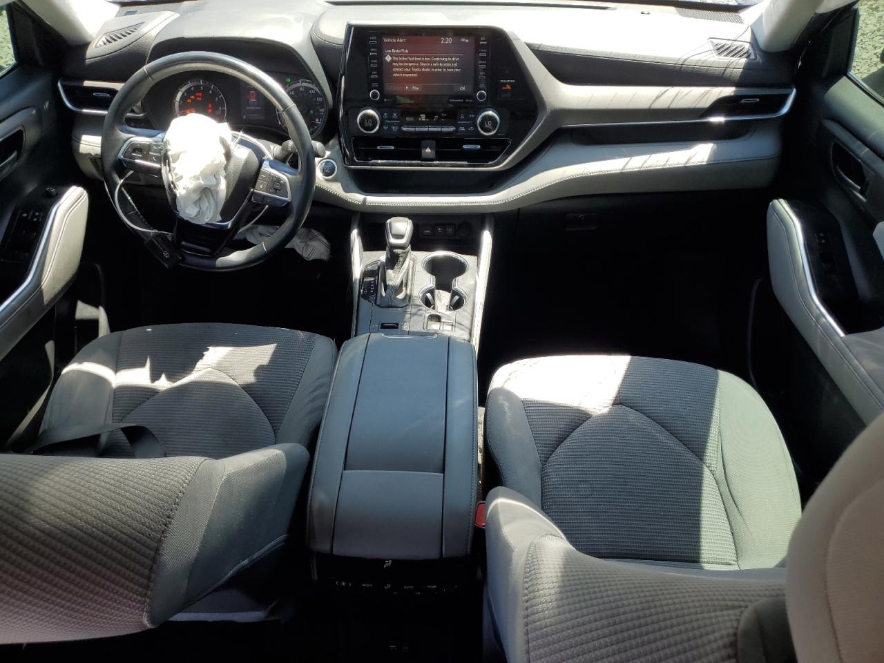 2021 Toyota Highlander L VIN: 5TDZZRAH0MS522393 Lot: 64006205