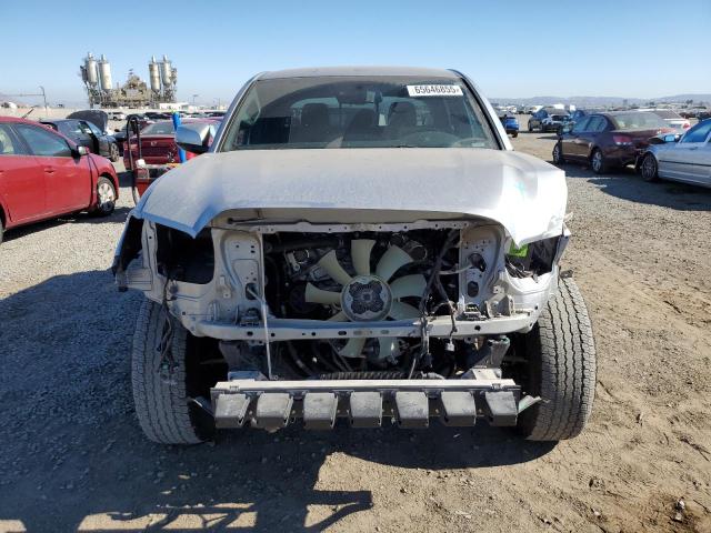  TOYOTA TACOMA 2022 Srebrny