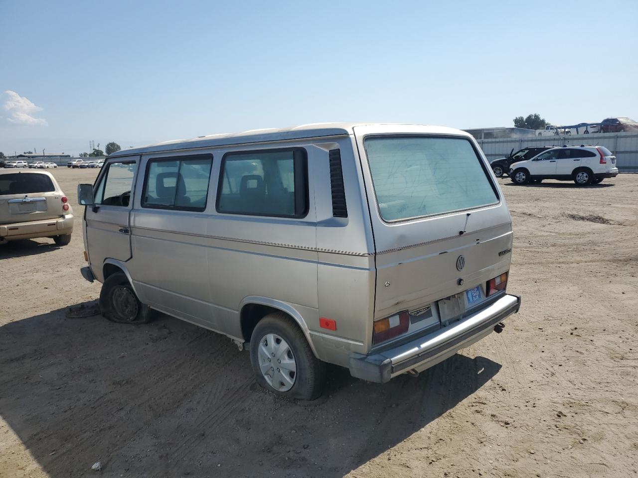 1991 Volkswagen Vanagon Bus silver null gas WV2YB0258MG000848 photo #3