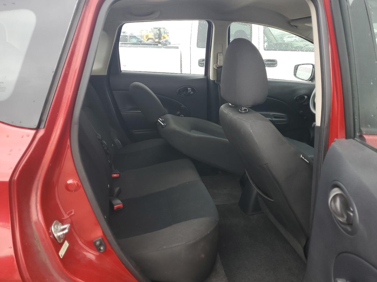 2015 Nissan Versa Note S VIN: 3N1CE2CP1FL390821 Lot: 65137365