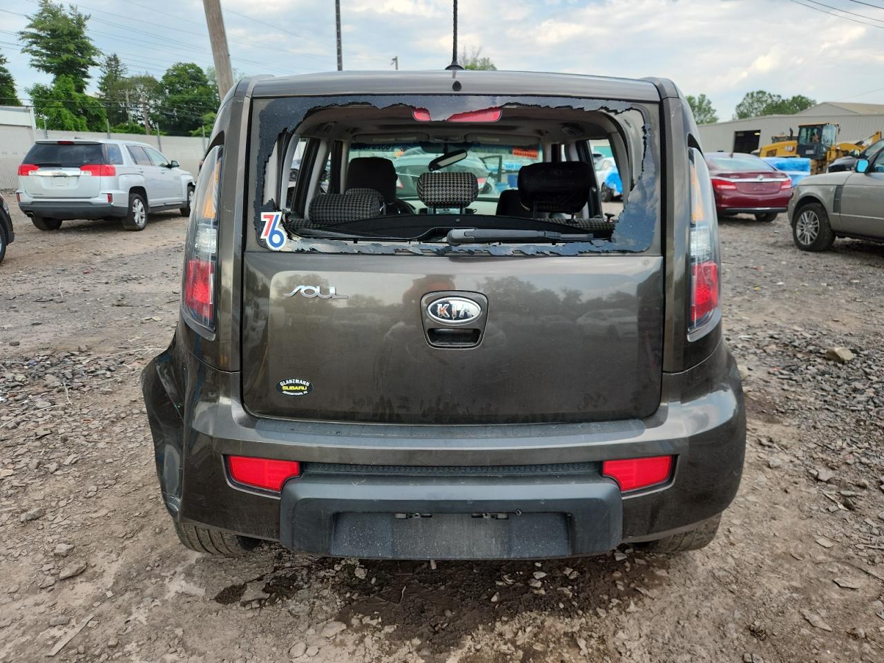 2010 Kia Soul + VIN: KNDJT2A22A7099727 Lot: 63231405