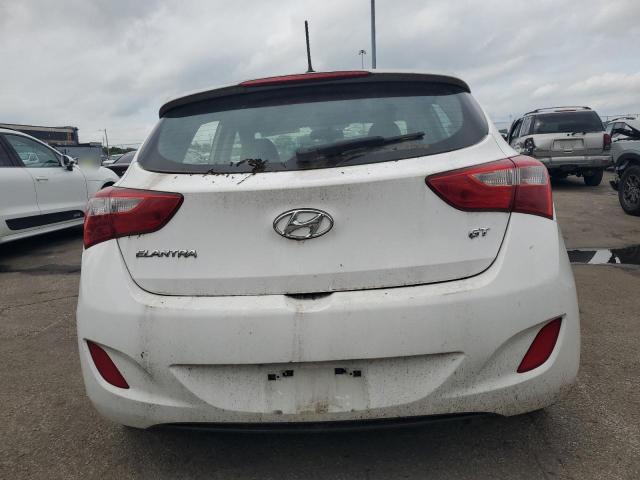  HYUNDAI ELANTRA 2017 Белы