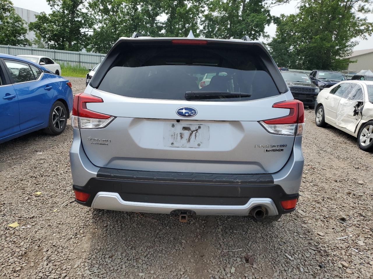 2019 Subaru Forester Touring VIN: JF2SKAWC2KH538764 Lot: 64170955