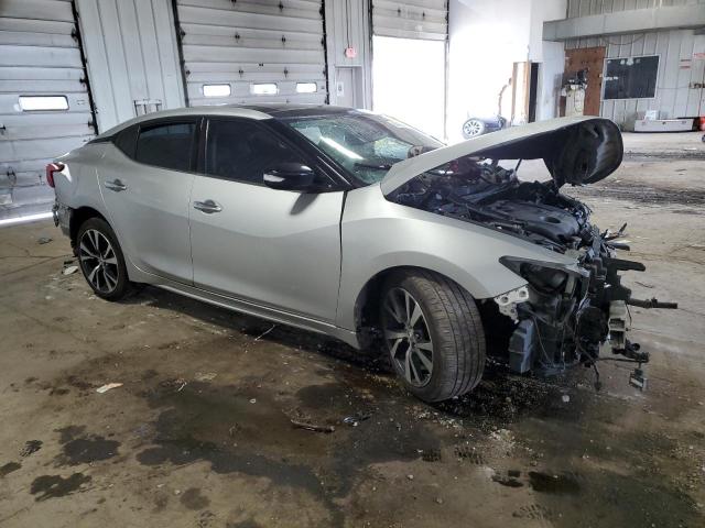  NISSAN MAXIMA 2018 Srebrny