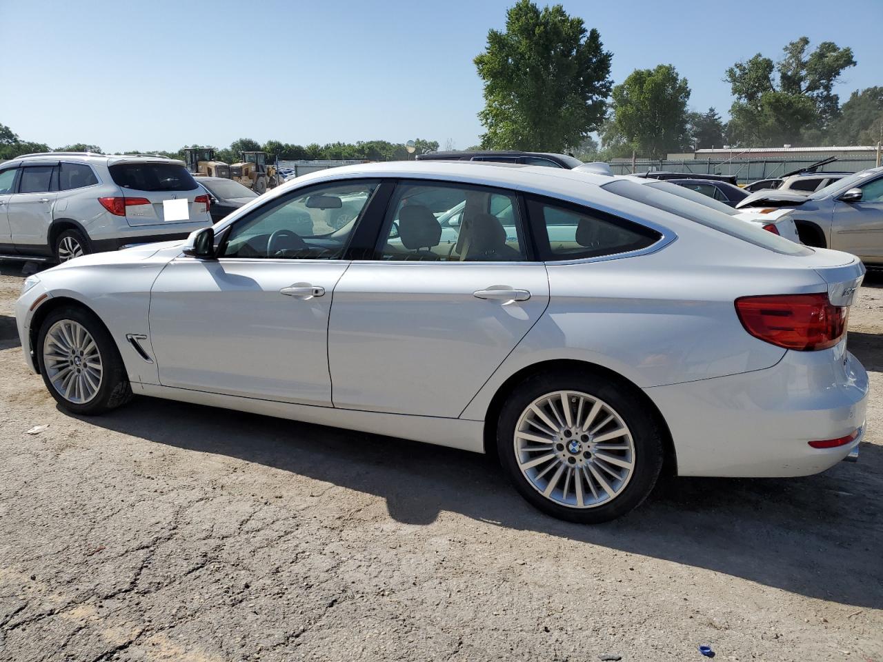 2015 BMW 335 Xigt white hatchback gas WBA3X9C56FD868927 photo #3