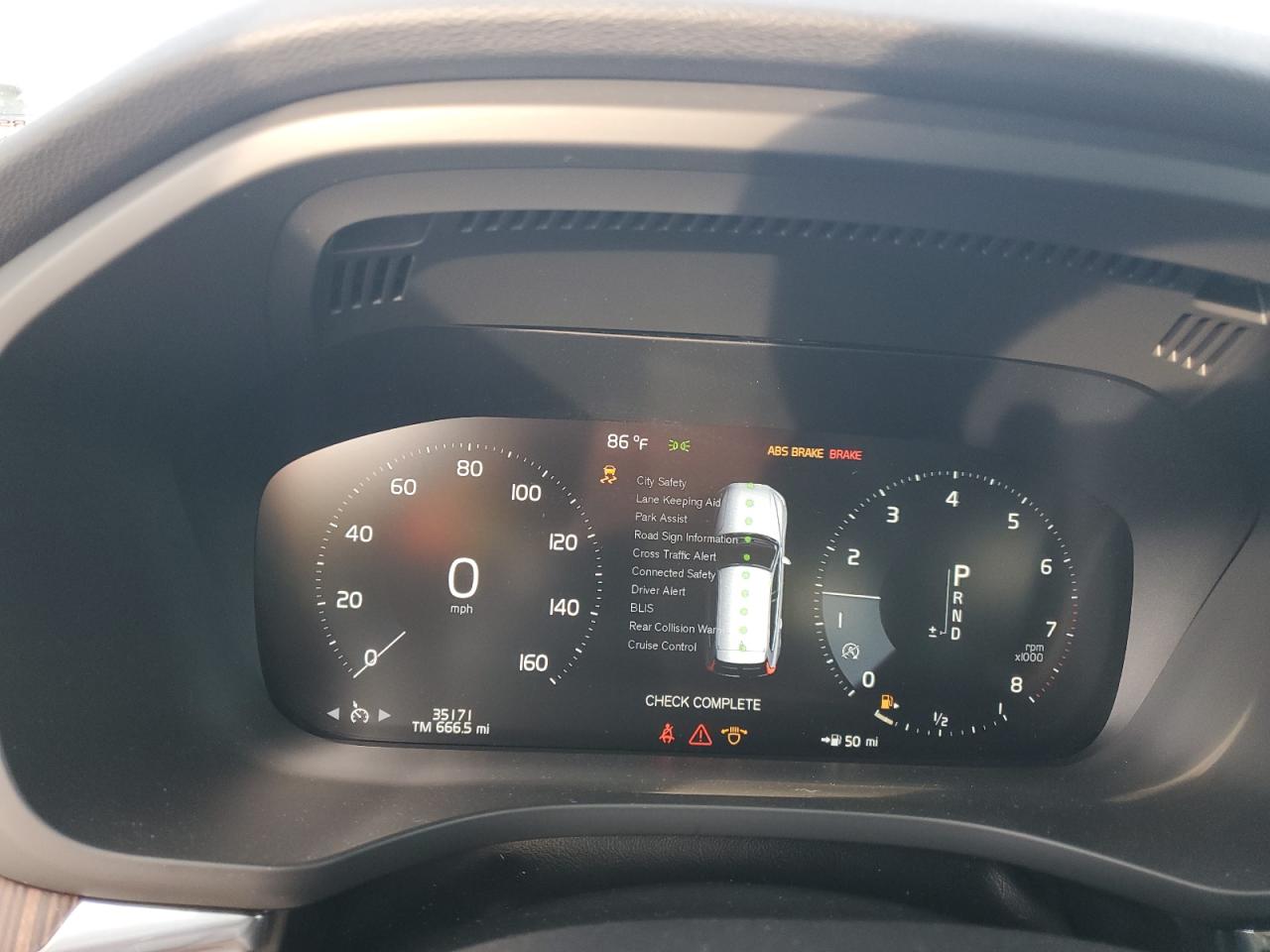 2021 Volvo Xc60 T5 Momentum VIN: YV4102RK4M1695407 Lot: 64324915