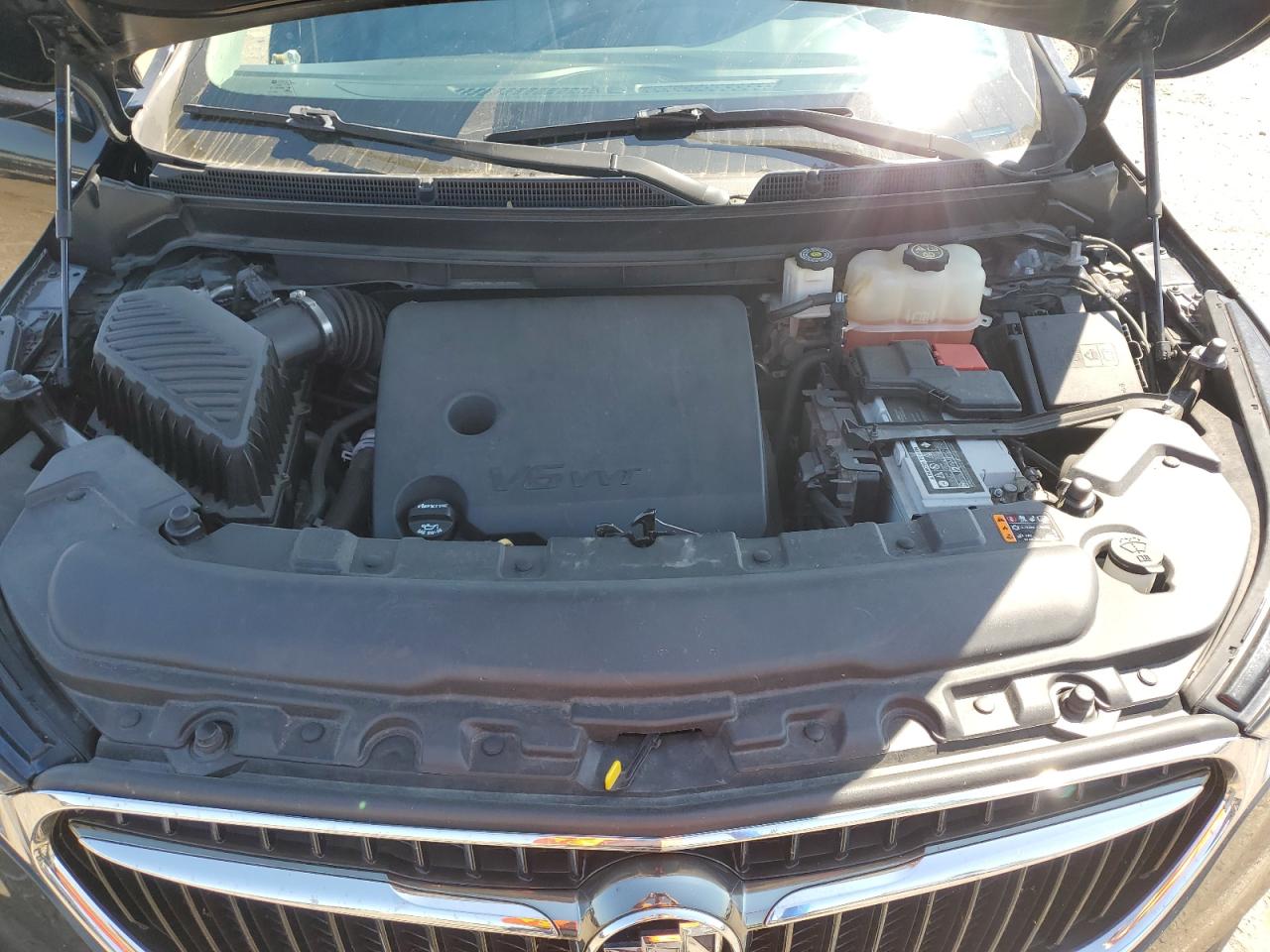 2020 Buick Enclave Essence VIN: 5GAEVAKW5LJ137269 Lot: 63338055