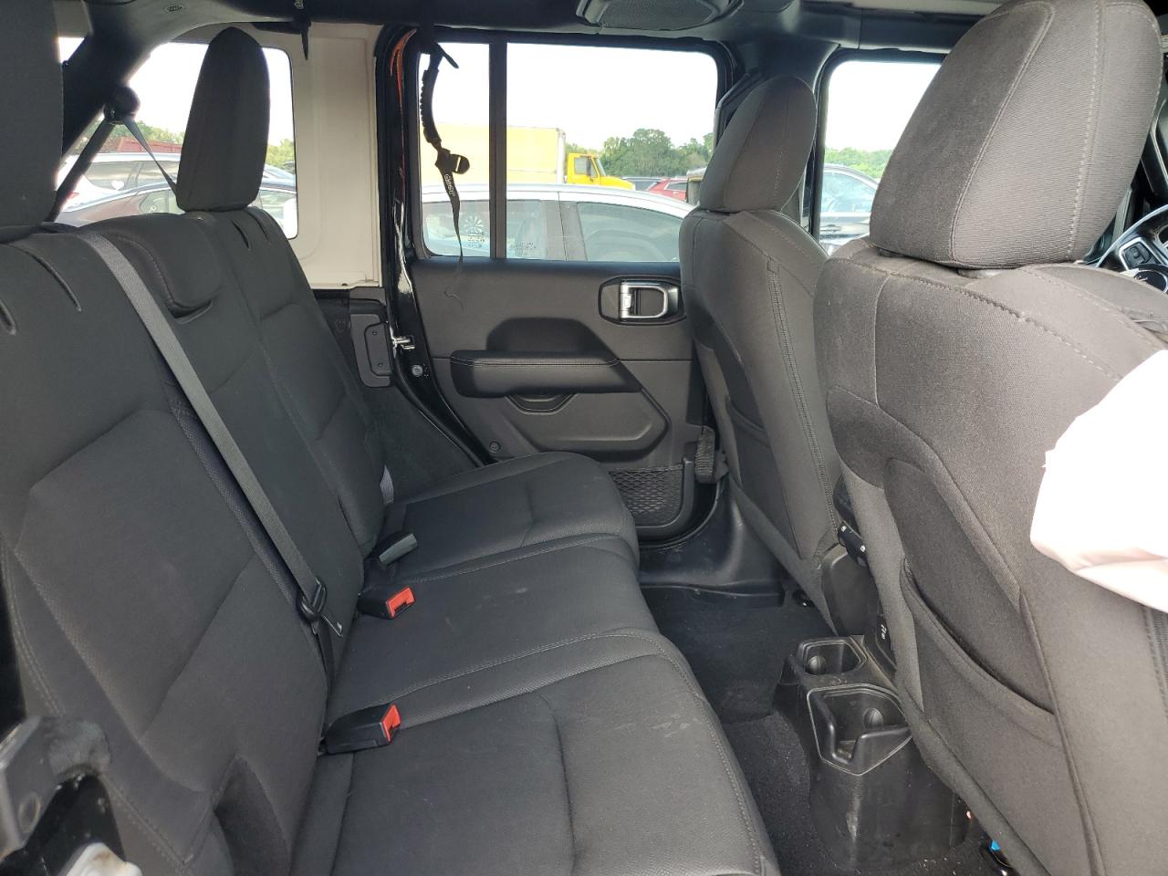 2019 Jeep Wrangler Unlimited Sahara VIN: 1C4HJXEG1KW648283 Lot: 64487675