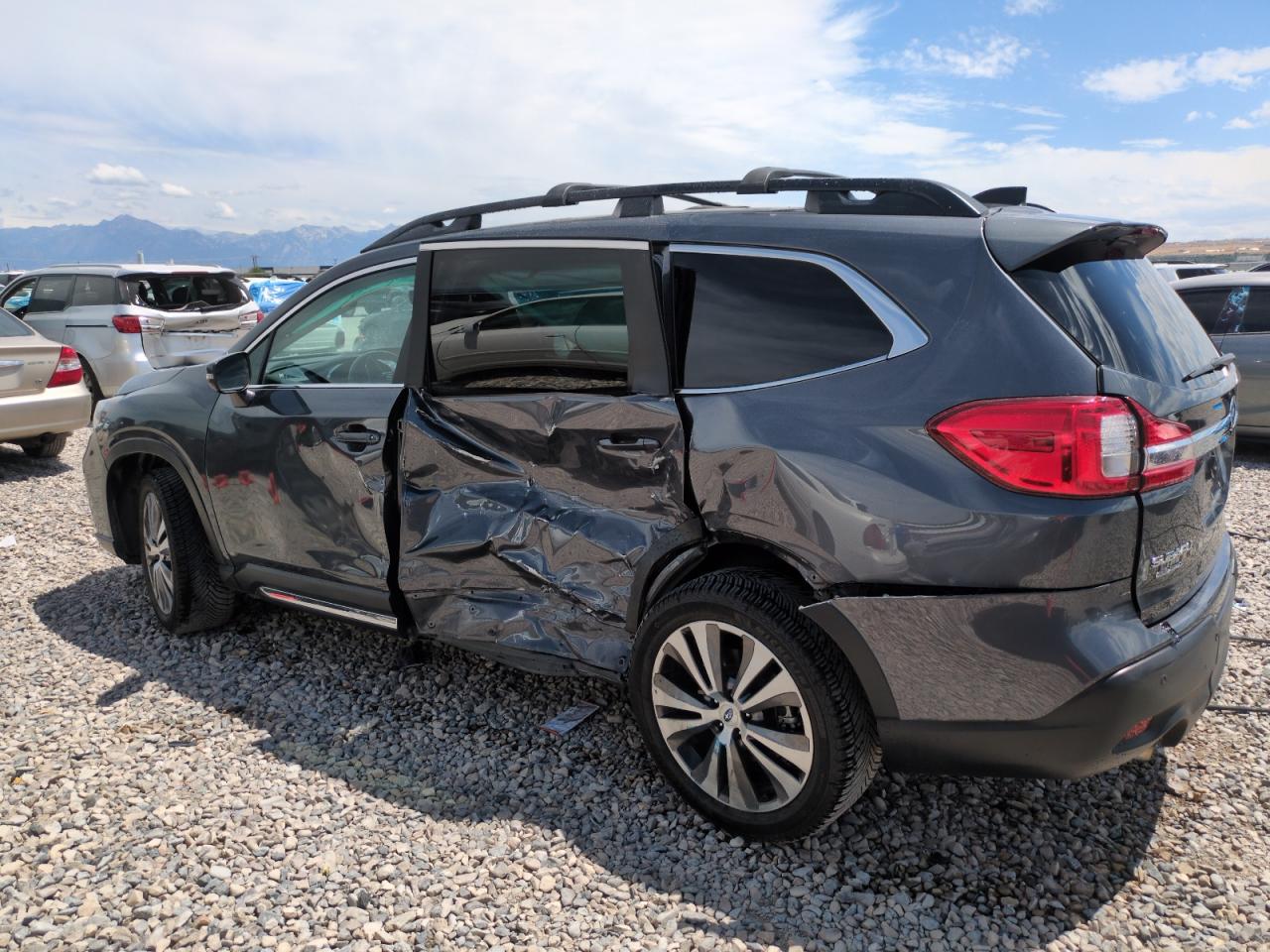 2021 Subaru Ascent Limited VIN: 4S4WMAPD7M3464853 Lot: 63268015