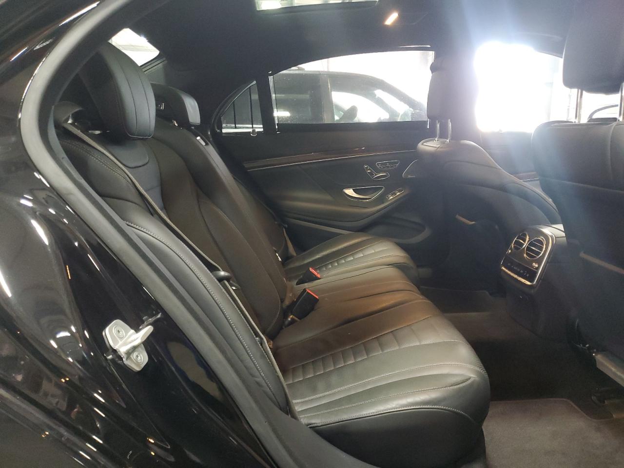 2014 Mercedes-Benz S 550 4Matic VIN: WDDUG8FB8EA068123 Lot: 63743905