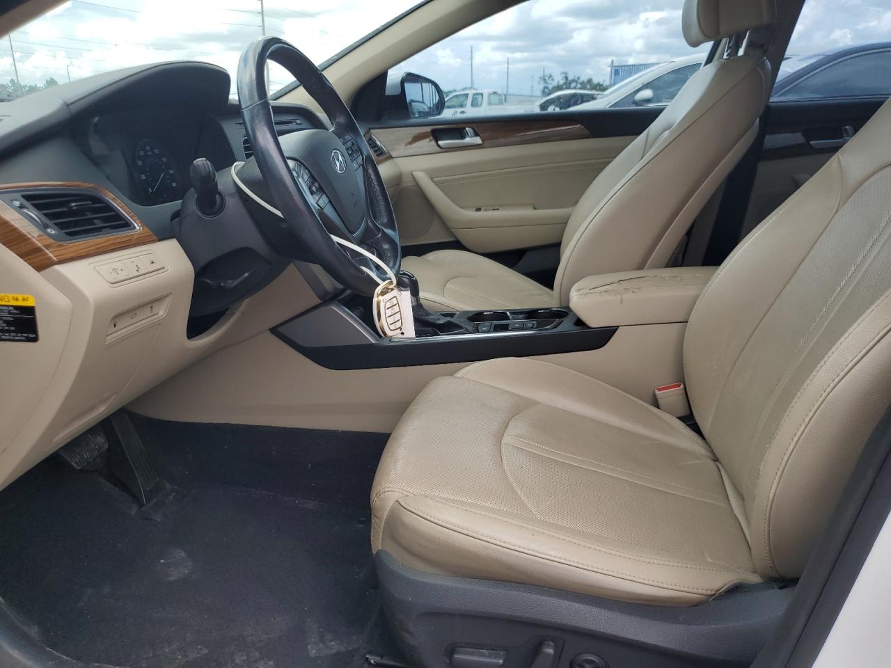 2015 Hyundai Sonata Sport VIN: 5NPE34AF4FH111234 Lot: 65261345