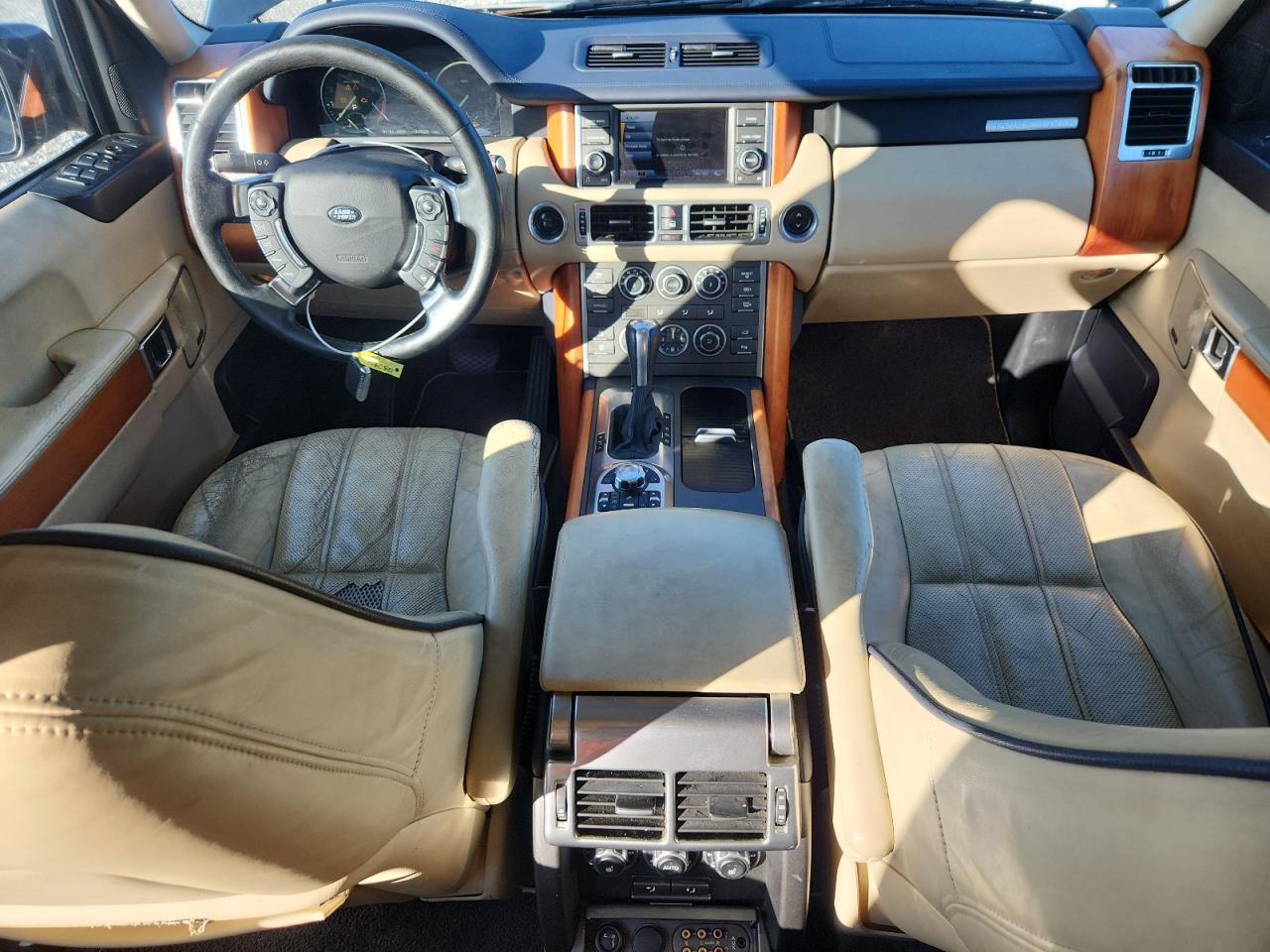 2010 Land Rover Range Rover Hse Luxury VIN: SALMF1D46AA323511 Lot: 64715855