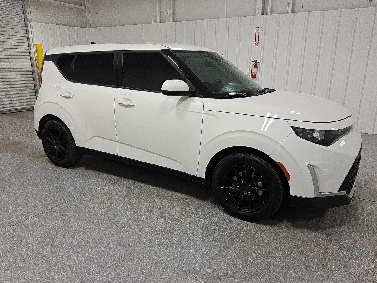 2023 Kia Soul Lx VIN: KNDJ23AU2P7873963 Lot: 64295215