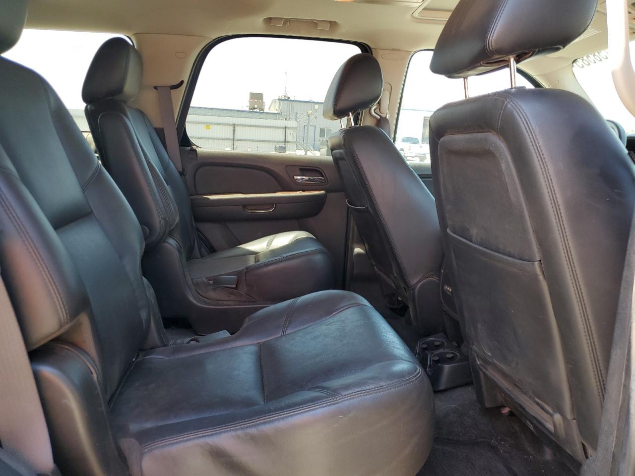 2011 Chevrolet Tahoe K1500 Ltz VIN: 1GNSKCE01BR198431 Lot: 63158585