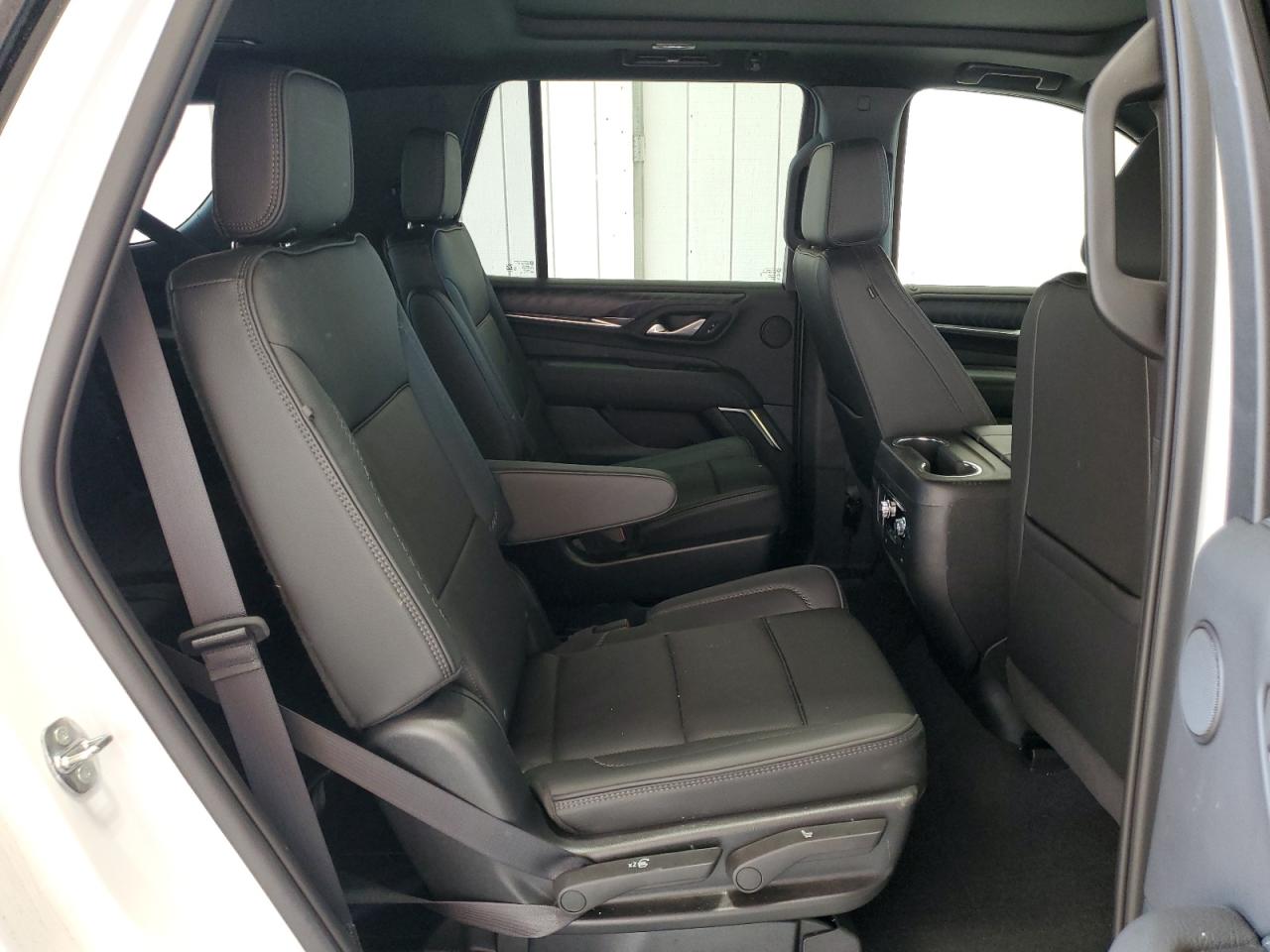 2022 GMC Yukon Denali VIN: 1GKS2DKL5NR347946 Lot: 71094544